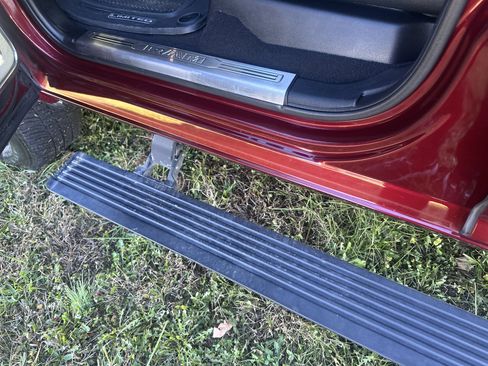 Used 2021 RAM 2500 Limited image 12