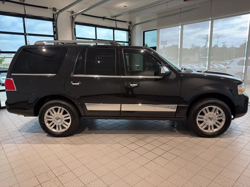 Used 2013 Lincoln Navigator 2WD w/ HD Trailer Tow Pkg image 6