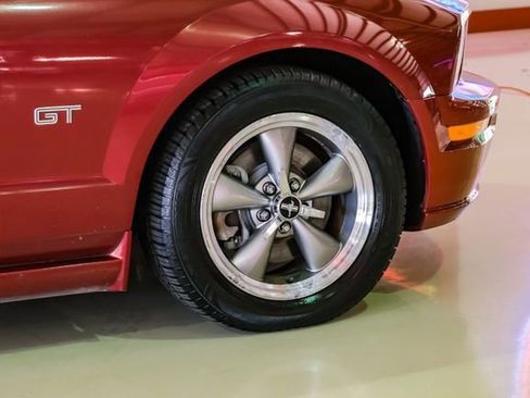 Used 2006 Ford Mustang GT image 42