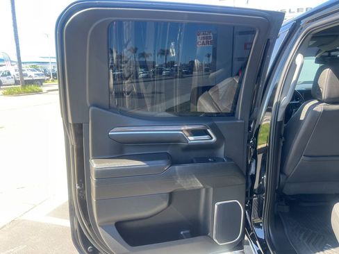 Used 2023 Chevrolet Silverado 1500 LT Trail Boss w/ LT Trail Boss Premium Package image 29