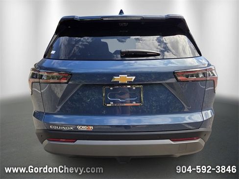 New 2026 Chevrolet Equinox LT w/ Convenience Package II image 5