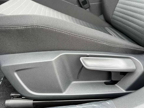Used 2026 Volkswagen Jetta S FWD image 17