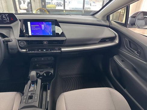 Certified 2026 Toyota Prius LE image 41