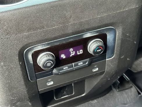 Used 2021 Chevrolet Tahoe LT AWD/4WD image 44