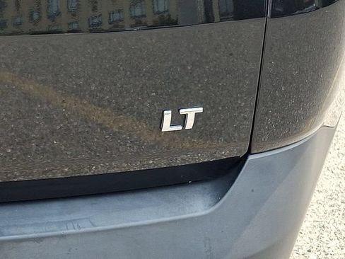 Used 2020 Chevrolet Traverse LT AWD/4WD image 32