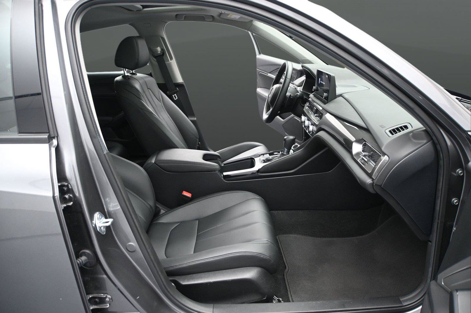 Certified 2024 Acura Integra FWD image 17