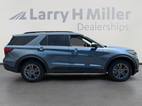 New 2026 Ford Explorer Active w/ Active Comfort Package AWD/4WD image 6