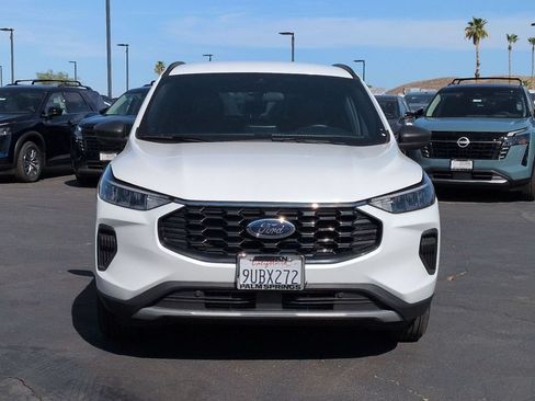 Used 2025 Ford Escape ST-Line FWD image 7