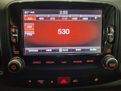 Used 2014 FIAT 500L Trekking FWD image 25
