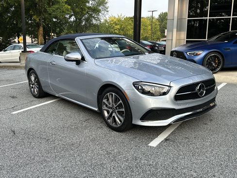 Used 2023 Mercedes-Benz E 450 Cabriolet image 6