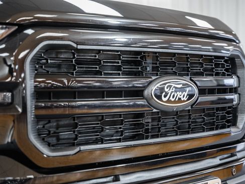Used 2024 Ford F150 Lariat w/ Equipment Group 502A High AWD/4WD image 13