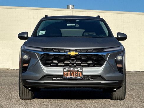 New 2026 Chevrolet Trax LT image 9