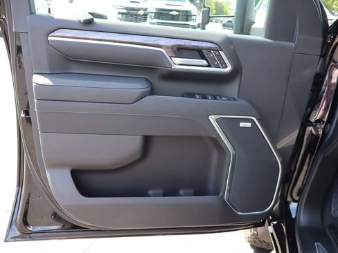New 2026 Chevrolet Silverado 2500 LTZ w/ LTZ Plus Package AWD/4WD image 4