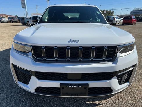 New 2026 Jeep Grand Cherokee Limited image 8