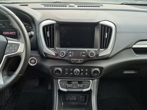 Used 2024 GMC Terrain SLE w/ Driver Convenience Package AWD/4WD image 14