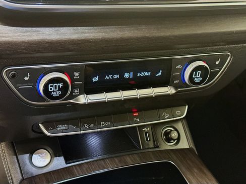 Used 2023 Audi Q5 2.0T Premium Plus w/ Premium Plus Package image 23