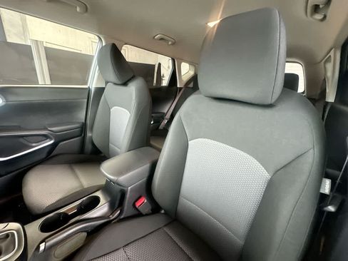 Used 2025 Kia Soul LX w/ LX Technology Package FWD image 14