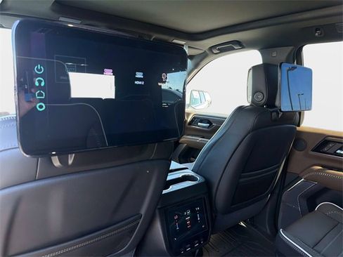 New 2026 GMC Yukon Denali Ultimate w/ LPO, Floor Liner Package image 14