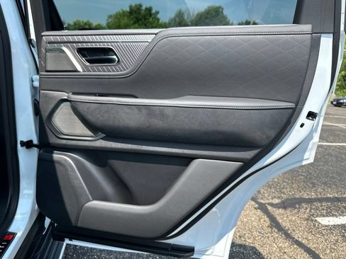 New 2027 INFINITI QX80 Autograph AWD/4WD image 21