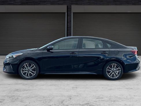 Used 2023 Kia Forte GT-Line image 7