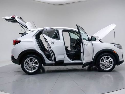 Used 2022 Buick Encore GX Preferred w/ Cold Weather Comfort Package FWD image 15