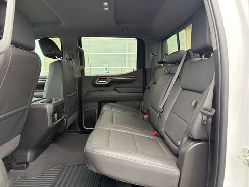Used 2024 Chevrolet Silverado 1500 RST w/ Convenience Package II AWD/4WD image 17