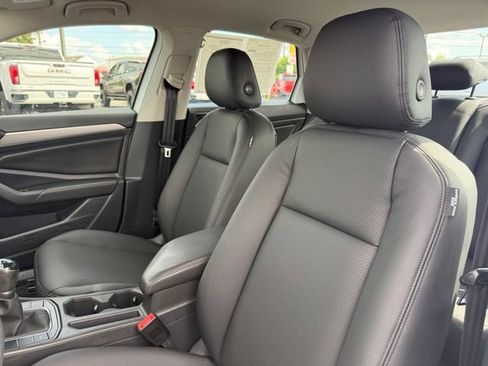 Used 2019 Volkswagen Jetta S FWD image 17