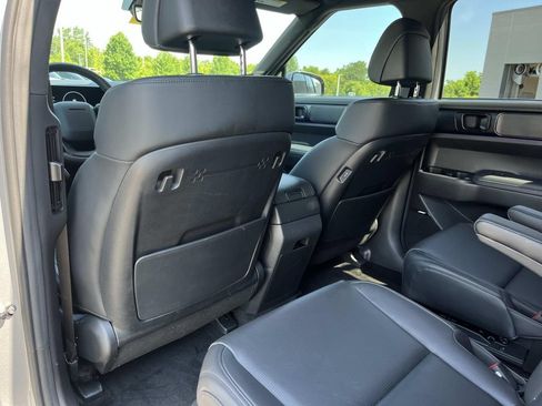 Used 2025 Hyundai Santa Fe Calligraphy FWD image 21