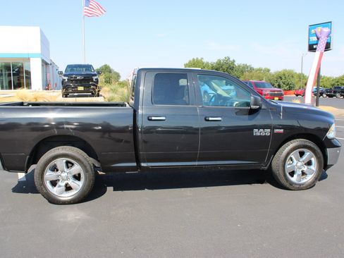 Used 2017 RAM 1500 Big Horn AWD/4WD image 9