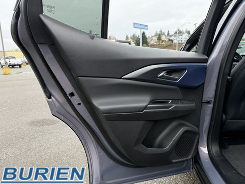 New 2026 Chevrolet Equinox EV LT image 27