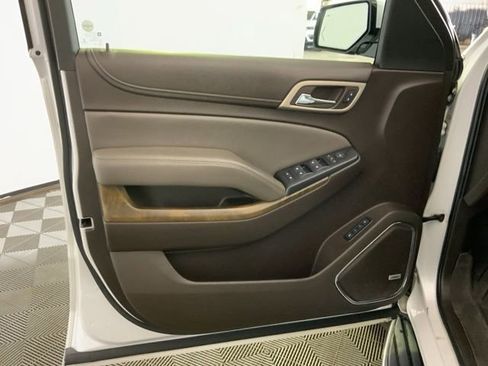 Used 2018 GMC Yukon Denali w/ Open Road Package AWD/4WD image 16
