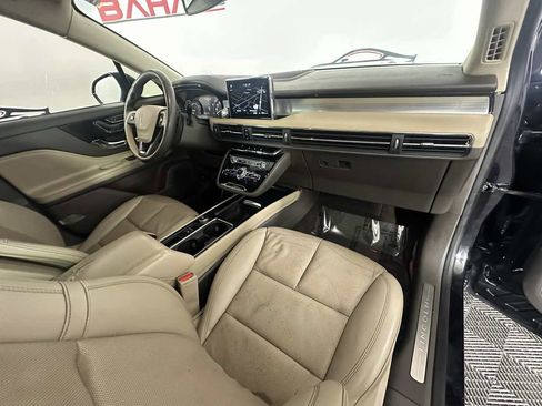 Used 2021 Lincoln Corsair FWD w/ Premium Package image 22