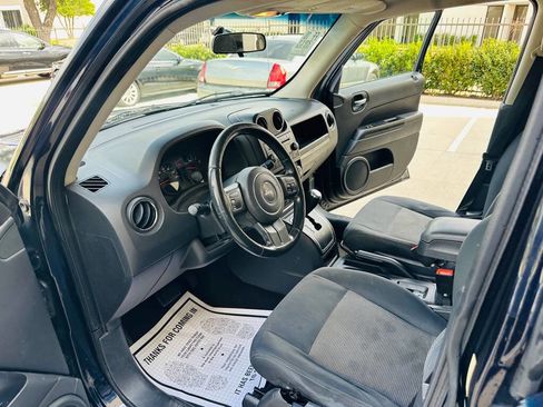 Used 2011 Jeep Patriot Latitude image 13