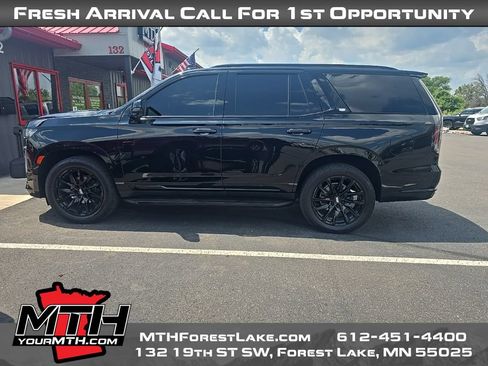 Used 2021 Cadillac Escalade Sport w/ LPO, Illumination Package AWD/4WD image 6