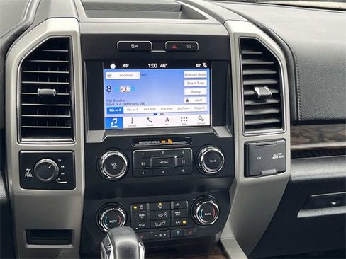 Used 2019 Ford F150 Lariat image 15