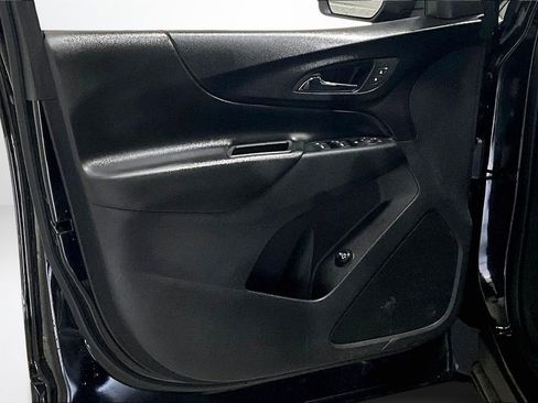 Used 2022 Chevrolet Equinox LT image 20