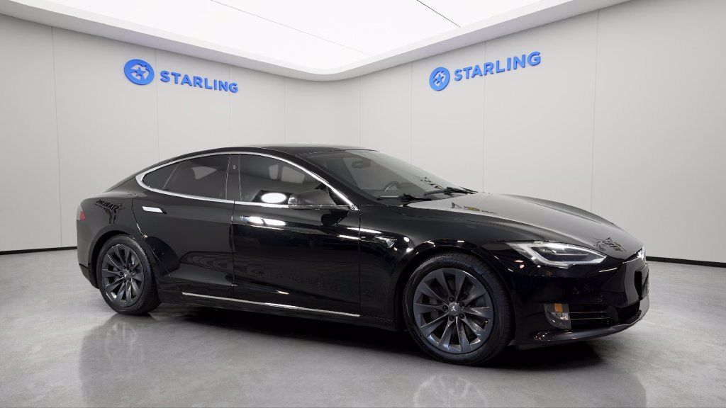 Used 2020 Tesla Model S Long Range AWD/4WD image 13
