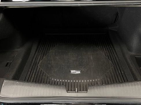 Used 2023 Cadillac CT4 Luxury w/ Cold Weather Package RWD image 21