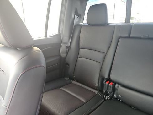 New 2026 Honda Ridgeline Black Edition image 13