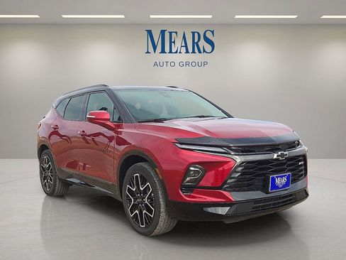 Used 2023 Chevrolet Blazer RS w/ Enhanced Convenience Package image 7