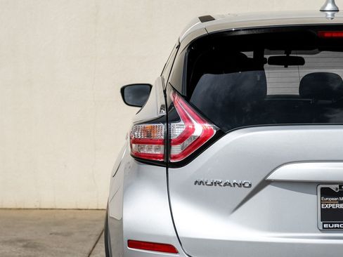 Used 2017 Nissan Murano S w/ Navigation Package image 44