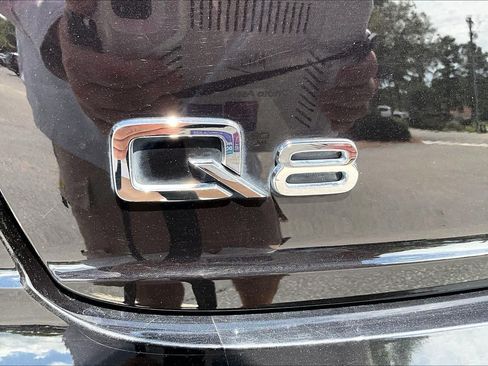 Used 2019 Audi Q8 Prestige AWD/4WD image 10