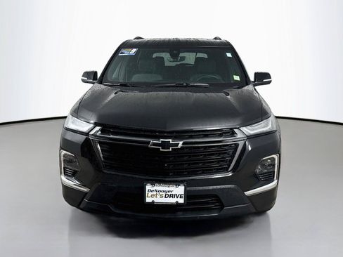 Used 2023 Chevrolet Traverse LT w/ Midnight/Sport Edition AWD/4WD image 4