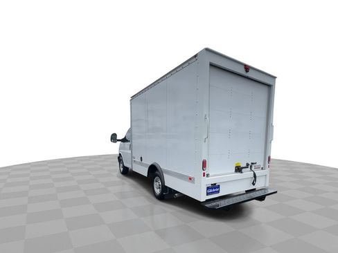 New 2025 Chevrolet Express 3500 w/ Power Convenience Package RWD image 6