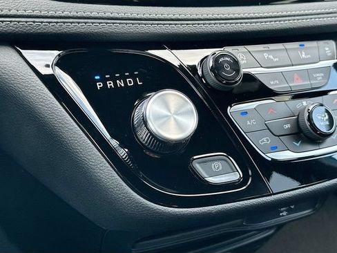New 2026 Chrysler Pacifica Select w/ S Appearance Package FWD image 12