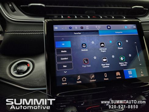 New 2025 Jeep Grand Cherokee Limited w/ Black Appearance Package image 58