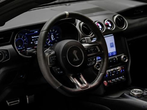 Used 2022 Ford Mustang Shelby GT500 w/ Technology Package image 41