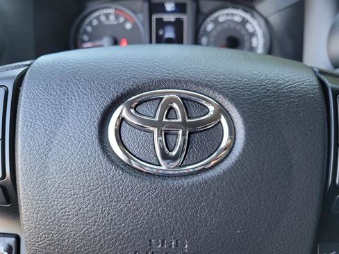 Used 2023 Toyota Tacoma SR5 image 18