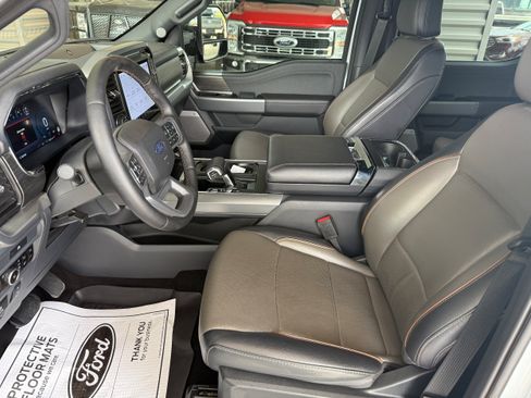 Used 2025 Ford F150 Lariat w/ Equipment Group 501A Mid AWD/4WD image 9