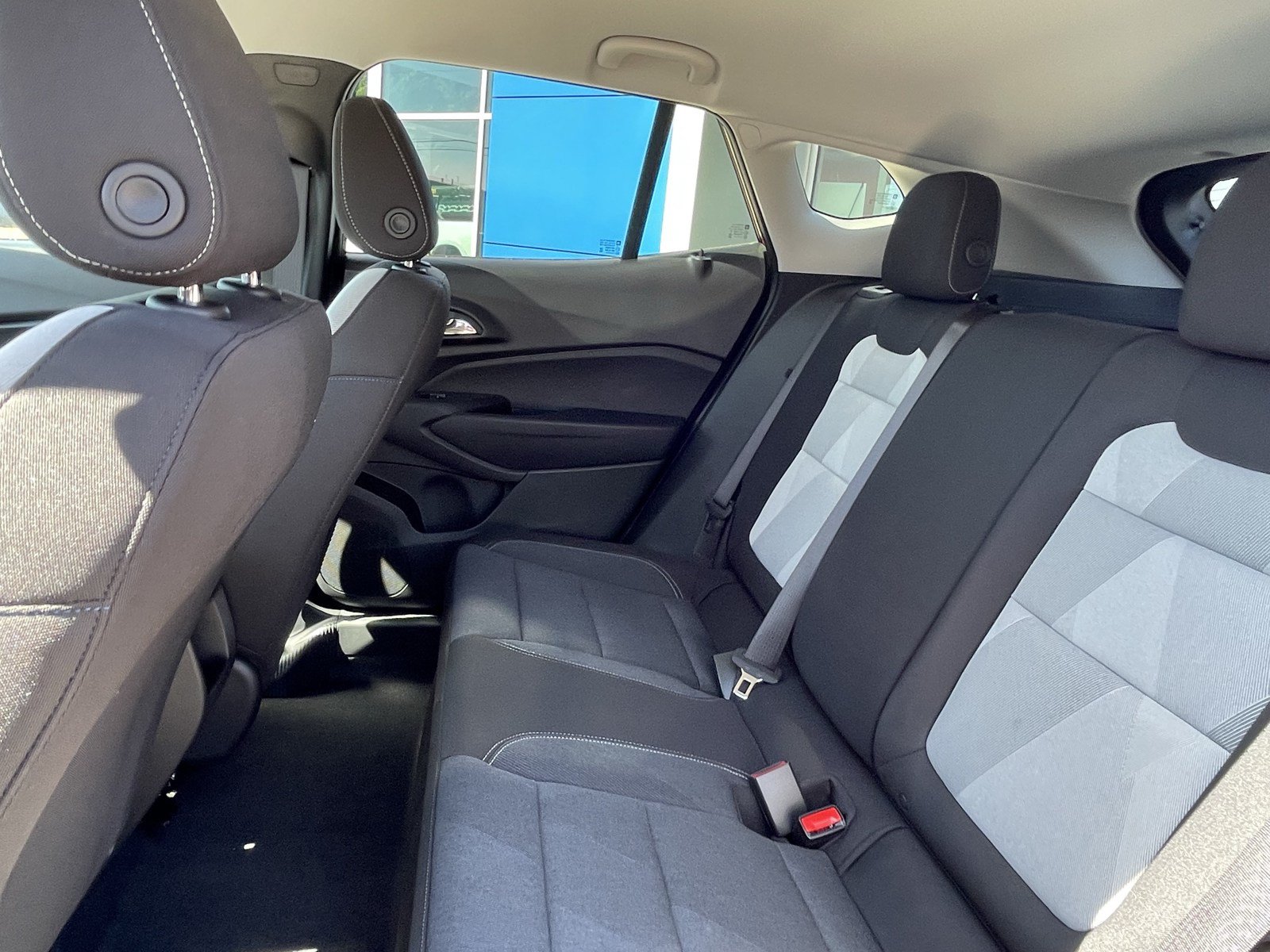Used 2026 Chevrolet Trax LS FWD image 15